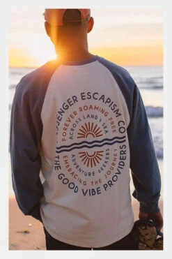 Passenger Mens Good Vibes Recycled Cotton Sweatshirt -Urban Threads a12bea0003 4011 h