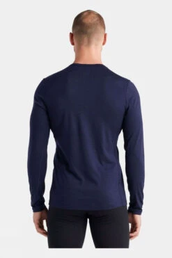 Icebreaker Mens 200 Oasis Long Sleeve Crew Top -Urban Threads a1924088 4444 n
