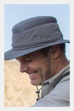 Sunday Afternoons Mens Charter Escape Hat 12 Sunday Afternoons Mens Charter Escape Hat -Urban Threads a3412183 7272 g