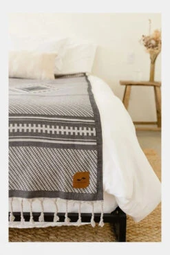 Slowtide River Throw Blanket -Urban Threads a35241447070e