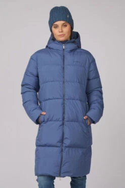 Womens Aarhus Recycled Long Down Jacket -Urban Threads b11abb0253 4040 h