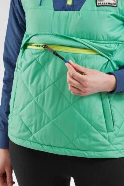 Womens Ocean Insulated Half Zip Jacket -Urban Threads b11acb0253 5050 s