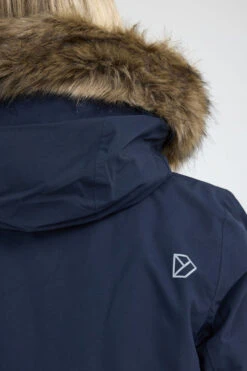 DIDRIKSONS Womens Emma Parka -Urban Threads b11acb0413 4444 i