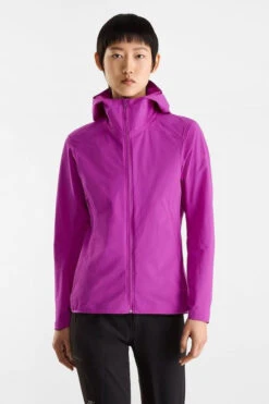 Arc'teryx Womens Gamma Lightweight Hooded Jacket -Urban Threads b11ad90167 9090 h