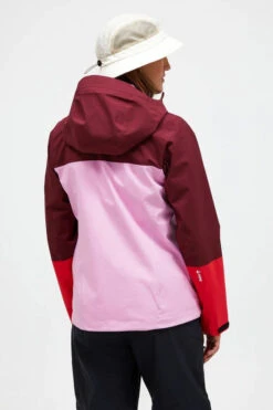 Peak Performance Womens Trail Shell Jacket -Urban Threads b11ae90455 3036 f