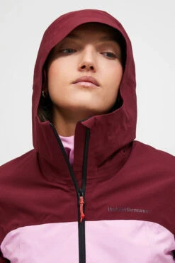 Peak Performance Womens Trail Shell Jacket -Urban Threads b11ae90455 3036 i