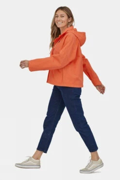 Patagonia Womens Skysail Jacket -Urban Threads b11af90016 2626 d