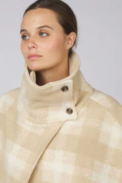 Womens Helena Poncho -Urban Threads b11ag90007 1481 m