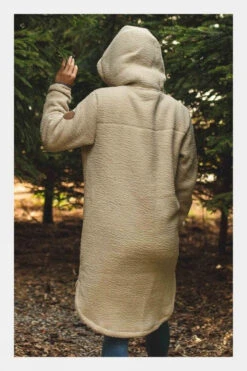 Passenger Womens Campbell Hooded Sherpa Jacket -Urban Threads b11aje0076 1111 f