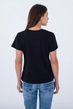 Hurley Womens Leopard Classic Tee -Urban Threads b11bac0563 7070 c