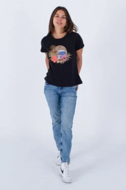 Hurley Womens Leopard Classic Tee -Urban Threads b11bac0563 7070 e