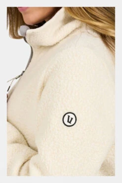 Vuori Womens Alpine Sherpa Jacket -Urban Threads b11bea0020 1111 d