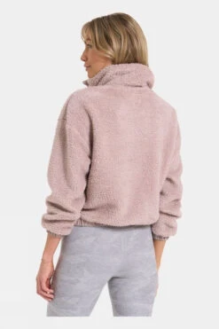 Vuori Womens Cozy Sherpa Jacket -Urban Threads b11beb0259 6363 c