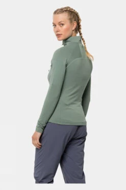 Jack Wolfskin Womens Prelight Full Zip Fleece Jacket 9 Jack Wolfskin Womens Prelight Full Zip Fleece Jacket -Urban Threads b11bec0093 5252 c