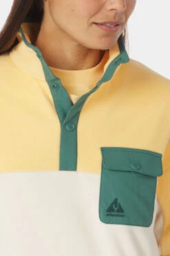 Womens Peniche Snap Pullover -Urban Threads b11bee0038 2302 l