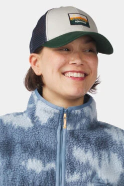 Womens Flynn Printed Half Zip Fleece -Urban Threads b11bee0099 4287 m