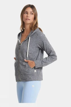 Vuori Womens Halo Performance Hoodie 2.0 Top -Urban Threads b11bfa0233 7272 g