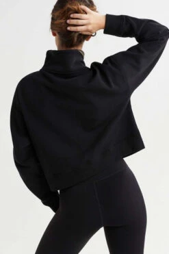 Lilybod Womens Rhianna Zipped Sweater 9 Lilybod Womens Rhianna Zipped Sweater -Urban Threads b11bfa0273 7070 c