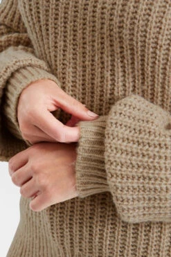 Womens Garda Jumper -Urban Threads b11bfa0291 6565 x