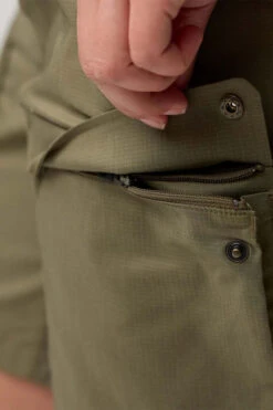 Fjallraven Womens Hybrid Trail Shorts -Urban Threads b11caa0421 5151 h