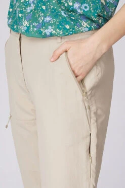 Womens Jungle Travel Capri Trousers -Urban Threads b11cd90032 1616 g