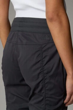 The North Face Womens Aphrodite 2.0 Capri Trousers -Urban Threads b11cd90046 7171 q