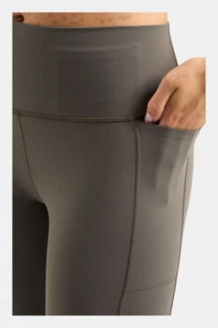 Vuori Womens Studio Pocket Leggings -Urban Threads b11ced0044 5050 q