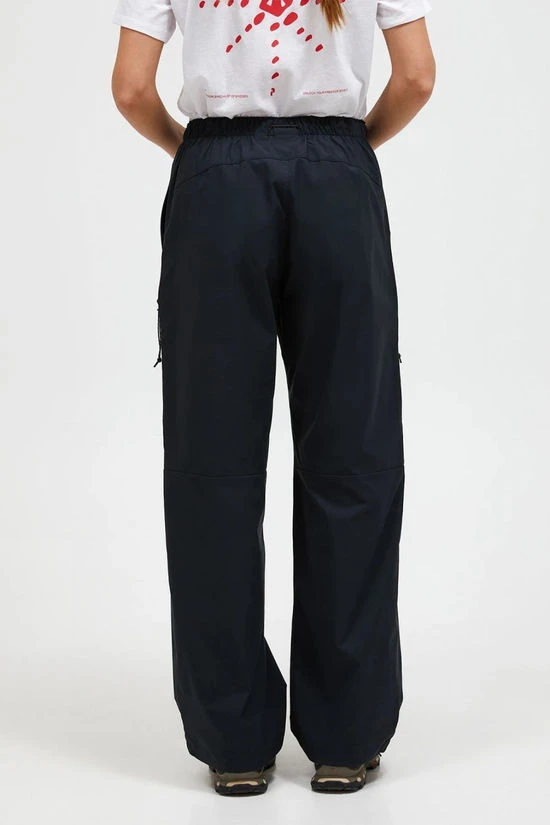 Peak Performance Womens Outdoor Cargo Pants 8 Peak Performance Womens Outdoor Cargo Pants - Image 6