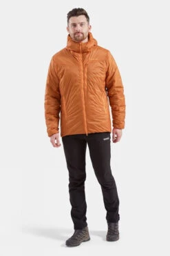 Patagonia Mens DAS Light Hoodie -Urban Threads b12acb0108 2727 s