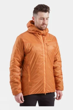 Patagonia Mens DAS Light Hoodie -Urban Threads b12acb0108 2727 t