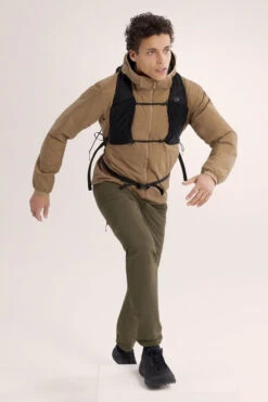 Arc'teryx Mens Atom Hooded Jacket -Urban Threads b12acb0360 6262 f