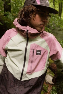 Picture Mens Abstral+ 2.5L Jacket -Urban Threads b12ae90337 5192 k