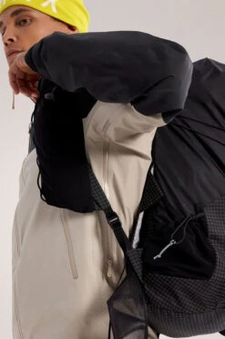 Arc'teryx Mens Beta AR Jacket -Urban Threads b12ae90413 7012 h