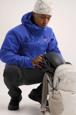 Arc'teryx Mens Beta SL Jacket 17 Arc'teryx Mens Beta SL Jacket -Urban Threads b12ae90484 4040 g