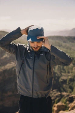 Mens Mountain Light Hardshell Jacket -Urban Threads b12ae90533 7272 q