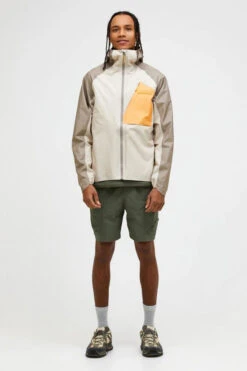 Peak Performance Mens Trail 3L Hipe Jacket 16 Peak Performance Mens Trail 3L Hipe Jacket -Urban Threads b12ae90554 5416 g