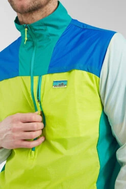 Patagonia Mens Houdini Stash Half Zip Pullover -Urban Threads b12af90106 5757 v