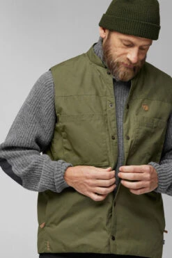 Fjallraven Mens Singi Padded Vest -Urban Threads b12ah90123 5555 i