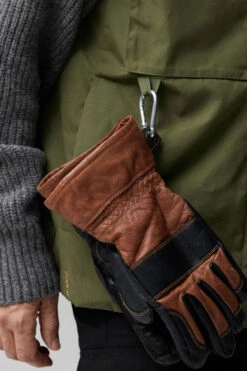 Fjallraven Mens Singi Padded Vest -Urban Threads b12ah90123 5555 k