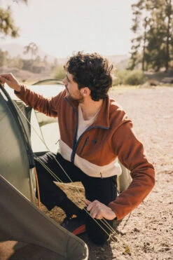 Mens Venture Colourblock Full Zip Fleece Jacket 25 Mens Venture Colourblock Full Zip Fleece Jacket -Urban Threads b12bec0323 6014 r