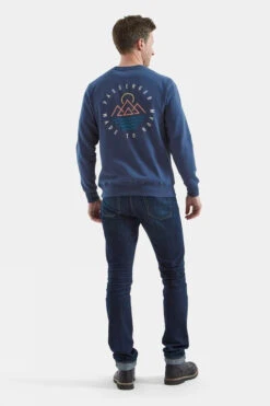 Passenger Mens Escapsim Recycled Sweatshirt -Urban Threads b12bfa0003 4444 u