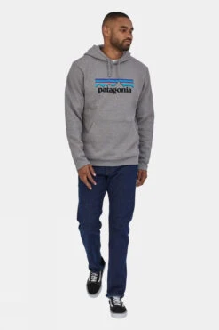 Patagonia Unisex P-6 Logo Uprisal Hoody -Urban Threads b12bfa0104 7373 d