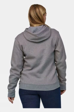 Patagonia Unisex P-6 Logo Uprisal Hoody -Urban Threads b12bfa0104 7373 f