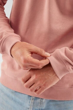 Fjallraven Mens 1960 Logo Badge Sweater -Urban Threads b12bfa0311 3636 s