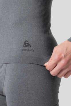 Odlo Mens Performance Light Eco Long Sleeve Base Layer Top -Urban Threads b12gab0074 7171 f