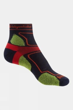 Bridgedale Mens Ultra Light T2 Coolmax Sport 3/4 Crew Socks -Urban Threads b22dab0205 4040 c