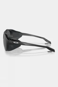 Oakley Unisex Clifden Sunglasses -Urban Threads b45a390064 7070 c