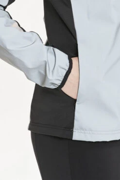 Endurance Womens Rumey Light The Night Jacket -Urban Threads c11af90032 1515 i