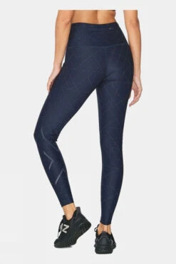 2XU Womens Aero Reflect Hi-Rise Compression Tights -Urban Threads c11ced0081 4444 n