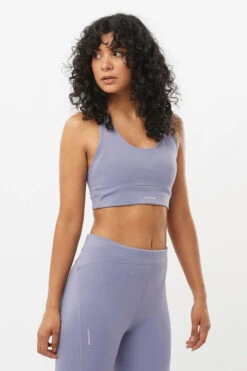 Salomon Womens Shakeout Core Sports Bra 9 Salomon Womens Shakeout Core Sports Bra -Urban Threads c11gb90221 1042 c